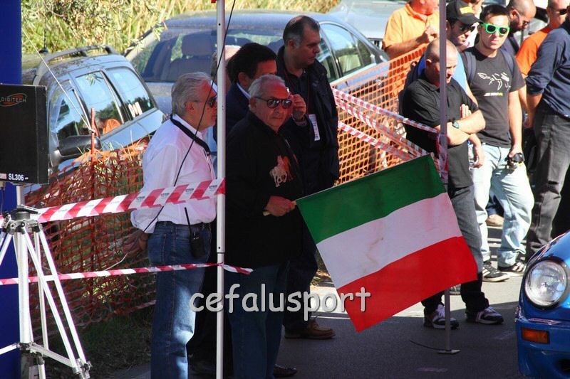 121007 sport 220_tn.jpg
